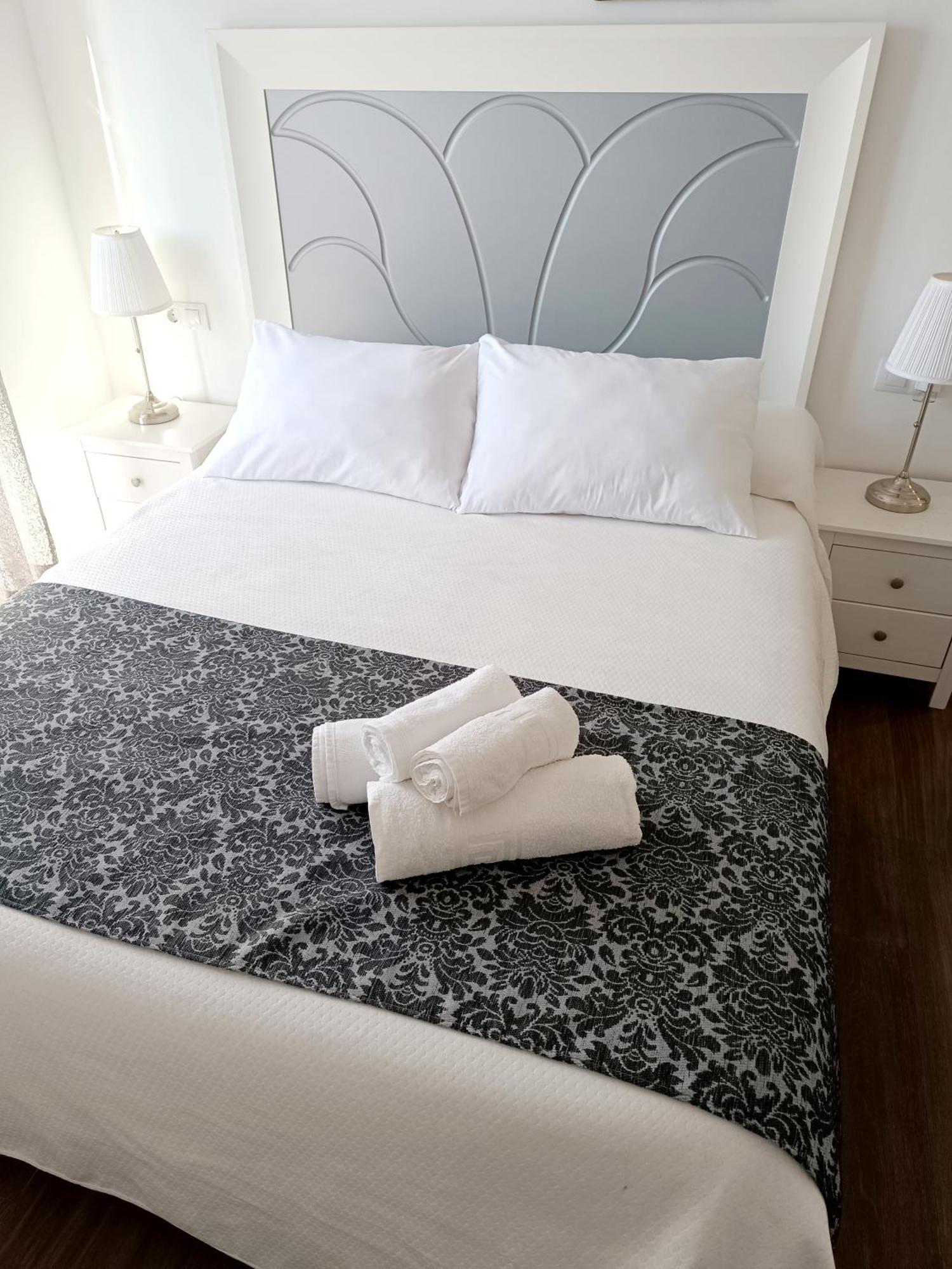 Hostal Casa Blanca Севилья Экстерьер фото
