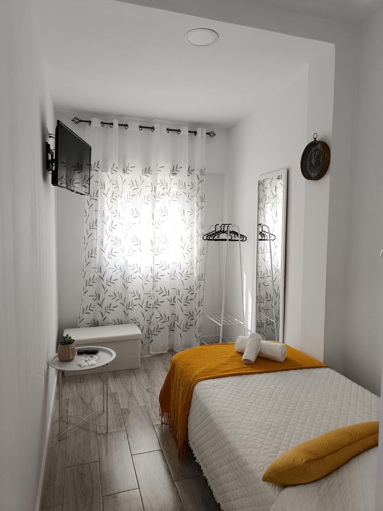 Hostal Casa Blanca Севилья Экстерьер фото